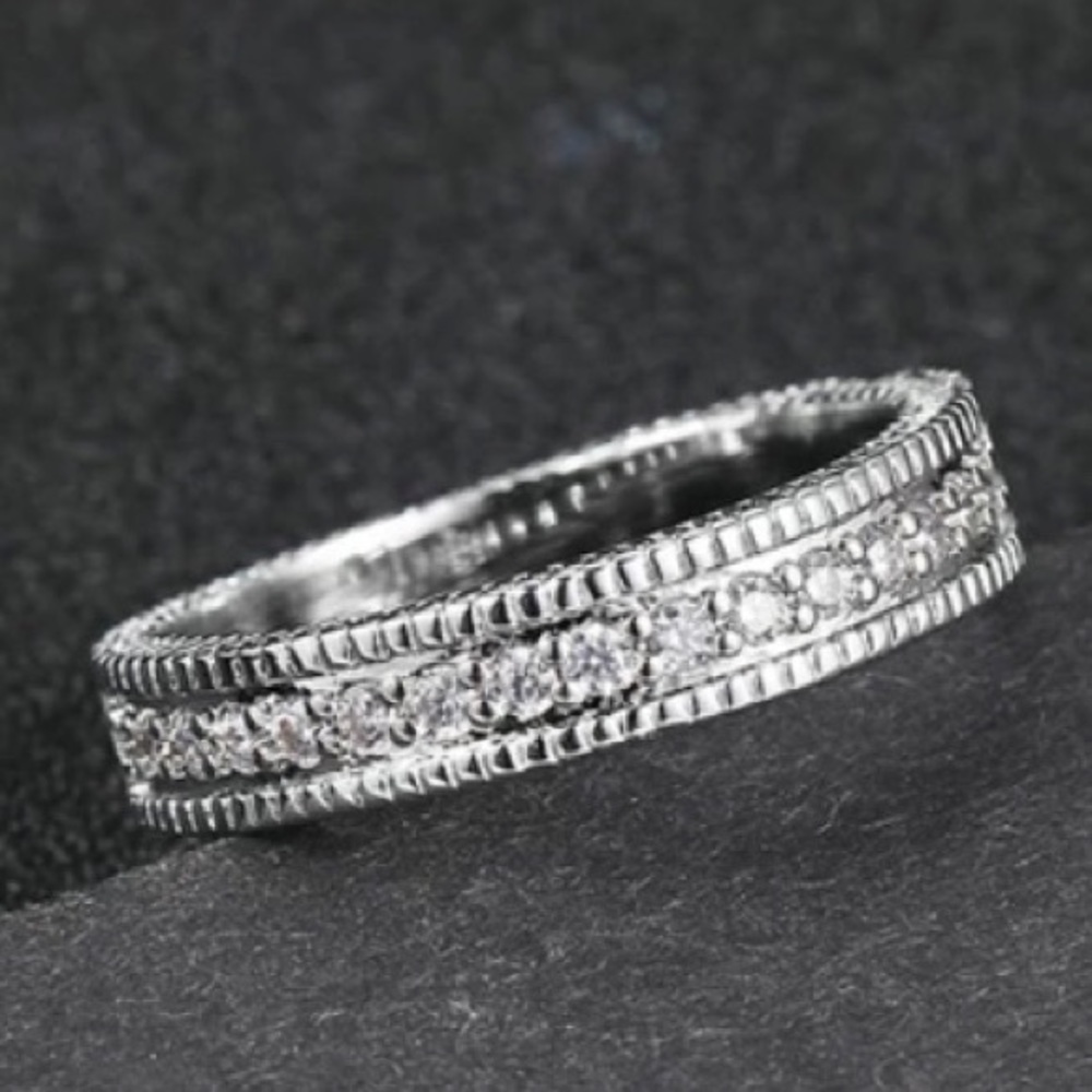 WEDDING RING SET - Picture 4 of 7